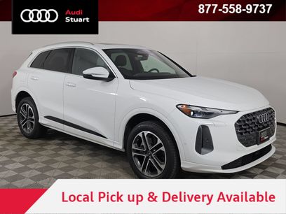 Used 2025 Audi Q5 Premium w/ Convenience Package