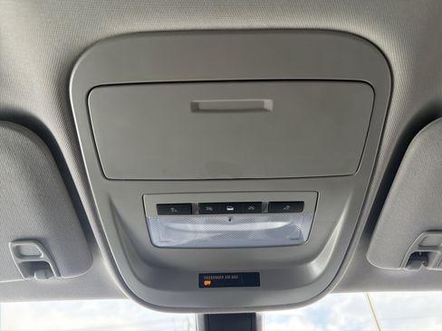 Used 2022 GMC Canyon AT4 w/ Trailering Package image 18