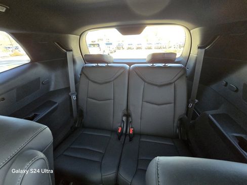 Used 2020 Cadillac XT6 Premium Luxury image 17