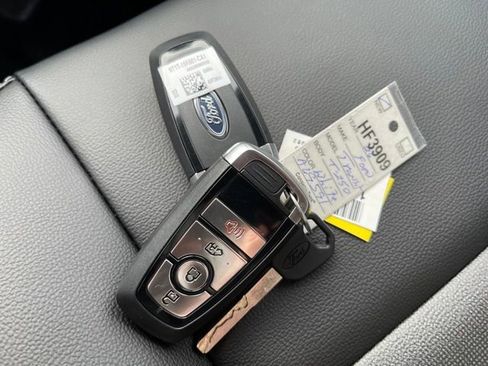 New 2026 Ford Transit 250 Low Roof w/ Exterior Upgrade Package image 23