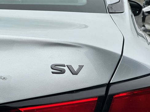 Used 2024 Nissan Altima 2.5 SV image 31