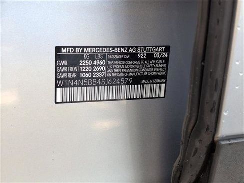 Used 2025 Mercedes-Benz GLA 35 AMG 4MATIC image 27