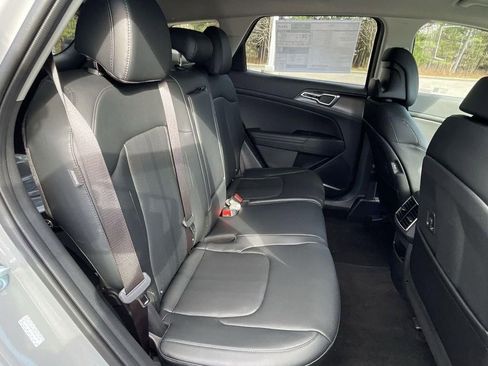 New 2026 Kia Sportage EX FWD image 25