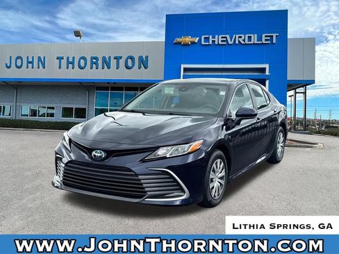 Used 2022 Toyota Camry LE FWD image 1