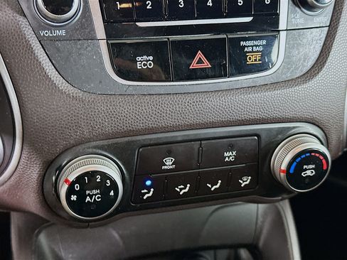 Used 2012 Hyundai Tucson GLS FWD image 22
