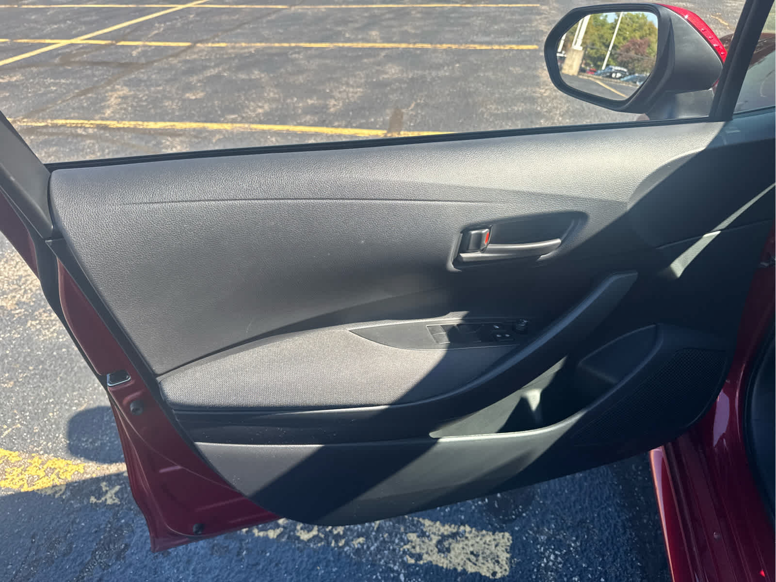 Used 2024 Toyota Corolla LE FWD image 8