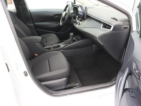 Certified 2025 Toyota Corolla LE w/ Convenience Package FWD image 35