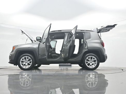 Used 2021 Jeep Renegade Latitude w/ Luxury Group I AWD/4WD image 40