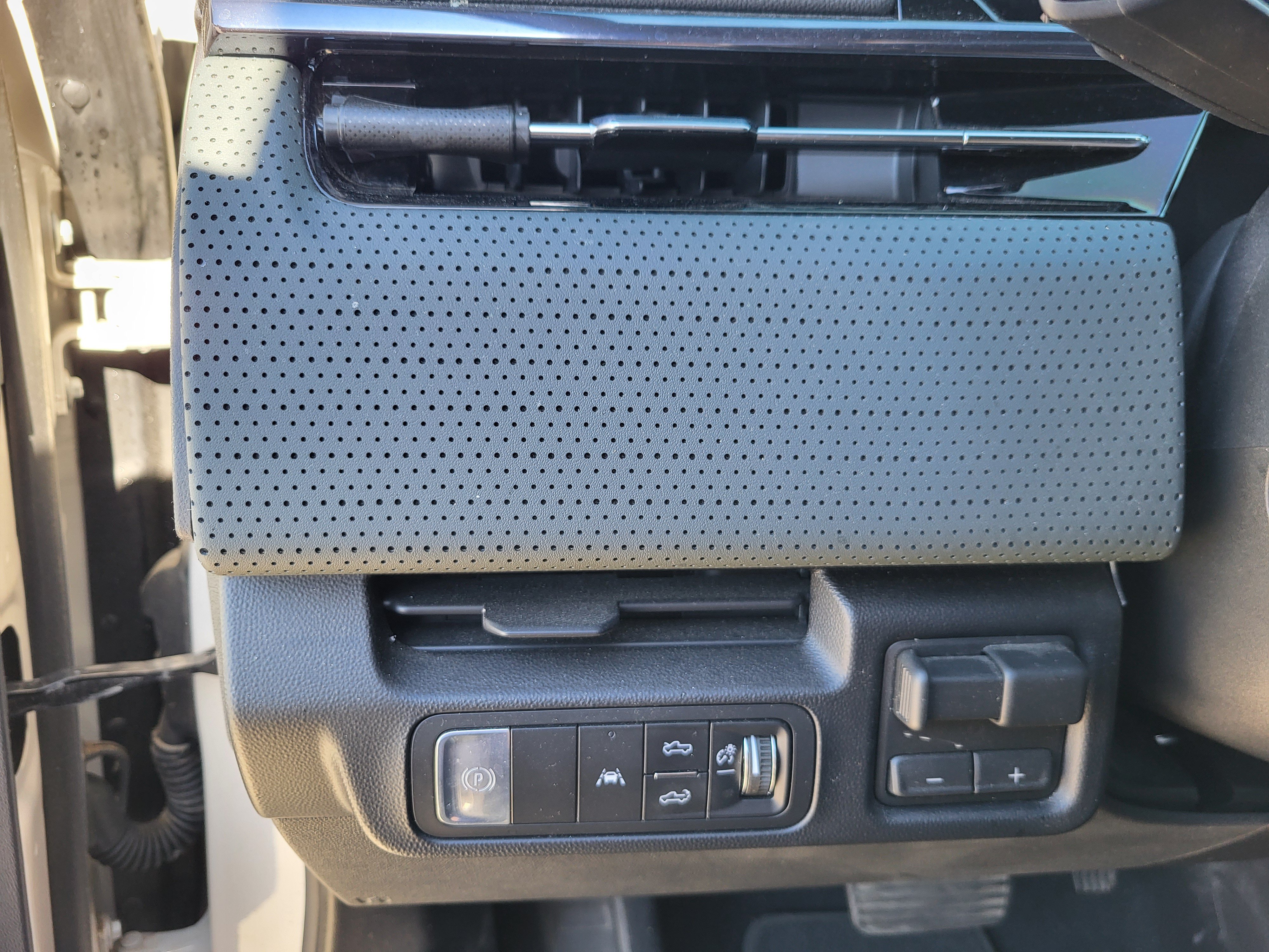 Used 2026 GMC Sierra EV AT4 w/ AT4 Premium Package AWD/4WD image 22