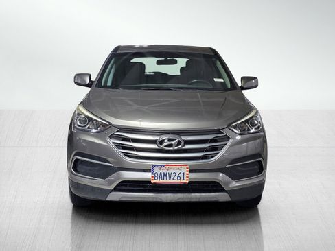 Used 2018 Hyundai Santa Fe Sport image 2