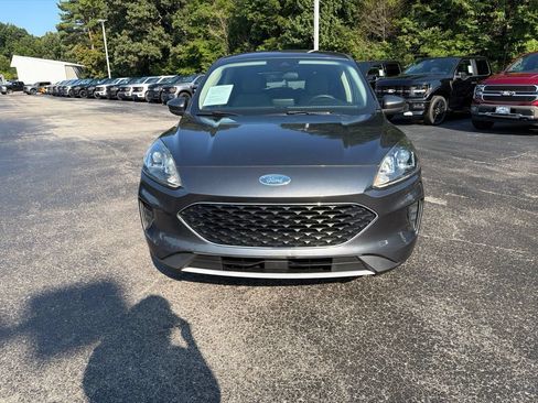 Used 2020 Ford Escape SE FWD image 7