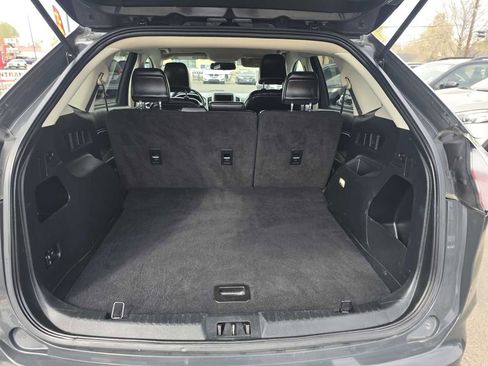 Used 2021 Ford Edge SEL image 21