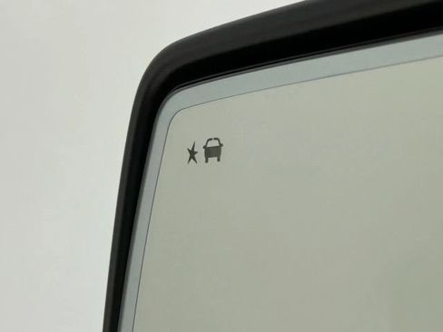 Used 2024 GMC Sierra 1500 AT4X image 12