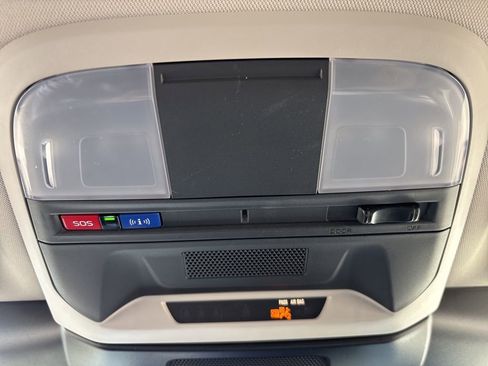 Used 2026 Subaru Crosstrek 2.0i Premium image 18