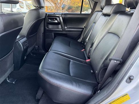 Used 2024 Toyota 4Runner TRD Off-Road Premium image 16