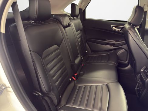 Used 2024 Ford Edge SEL w/ Convenience Package AWD/4WD image 24