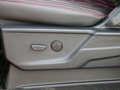 New 2026 Ford F250 XLT w/ XLT Premium Package image 24