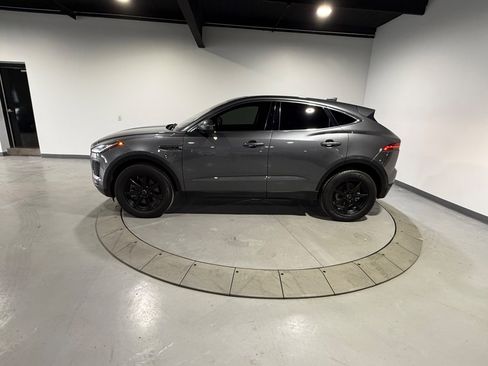 Used 2018 Jaguar E-PACE S image 4