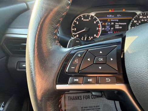 Used 2024 Nissan Altima 2.5 SR FWD image 29