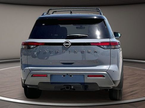New 2026 Nissan Pathfinder Platinum AWD/4WD image 4