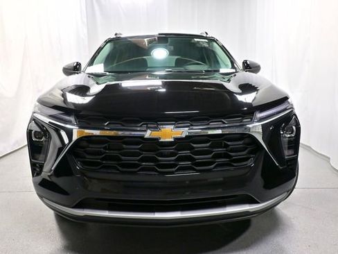 New 2026 Chevrolet Trax LT w/ Driver Confidence Package image 7