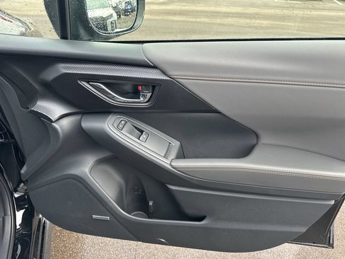 New 2026 Subaru Crosstrek 2.5i Limited w/ Crosstrek Mirror Package AWD/4WD image 8
