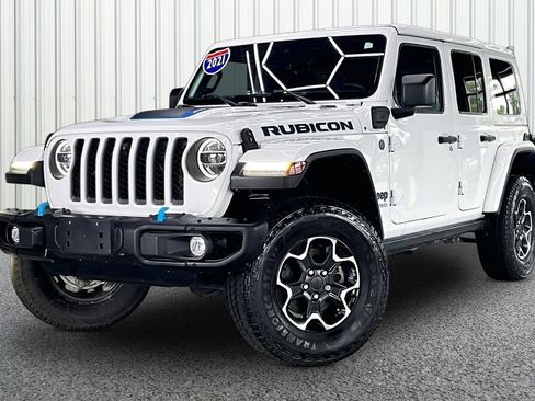 Used 2021 Jeep Wrangler Unlimited Rubicon 4xe w/ Dual Top Group AWD/4WD image 3