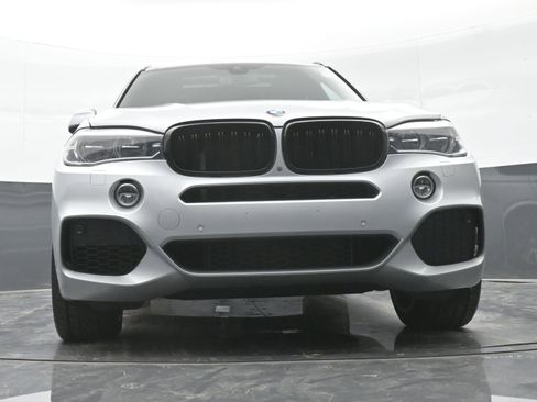 Used 2017 BMW X5 xDrive50i image 39