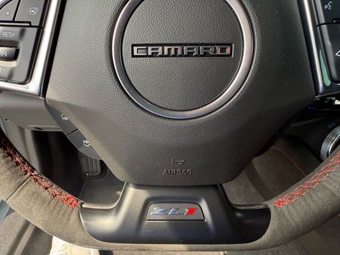 Used 2023 Chevrolet Camaro ZL1 image 41
