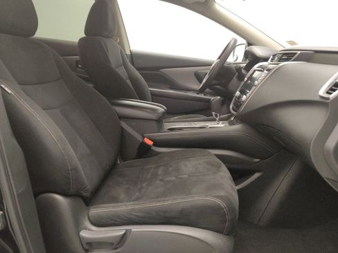 Used 2022 Nissan Murano S image 21