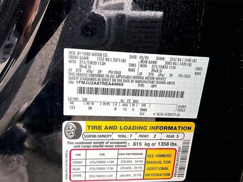 Used 2024 Ford Expedition Limited image 34