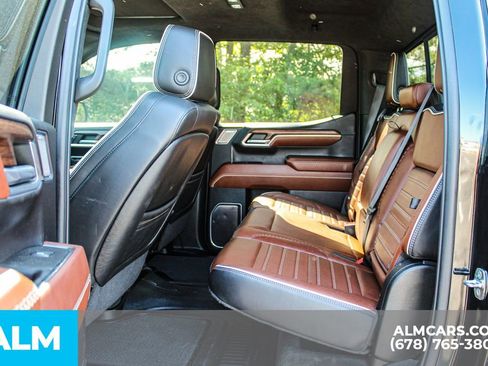 Used 2022 GMC Sierra 1500 Denali Ultimate AWD/4WD image 18