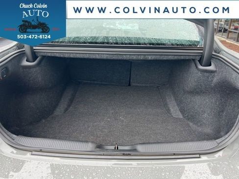 Used 2023 Dodge Charger SXT image 28