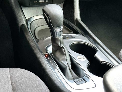 Used 2024 Chevrolet Malibu LT FWD image 21
