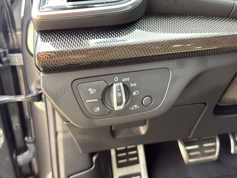 Used 2021 Audi SQ5 Premium Plus w/ Premium Plus Package image 13