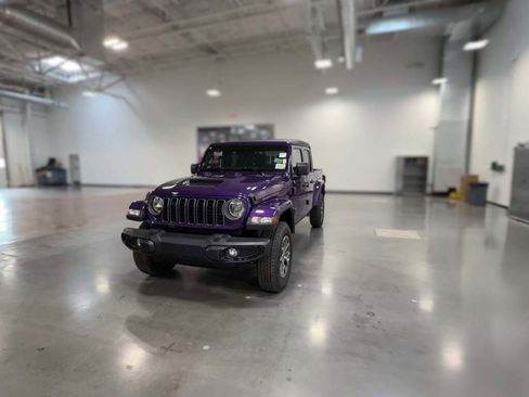 New 2026 Jeep Gladiator Sport image 3