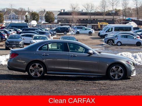 Used 2018 Mercedes-Benz E 300 4MATIC image 6