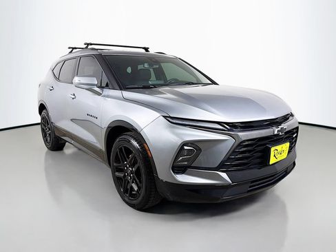 Used 2025 Chevrolet Blazer RS w/ LPO, Floor Liner Package AWD/4WD image 4