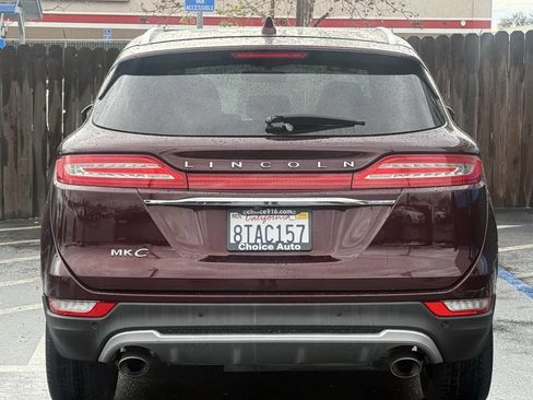 Used 2019 Lincoln MKC Select image 4