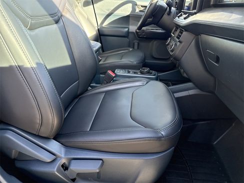 Used 2024 Ford Maverick Lariat w/ Black Appearance Package image 14