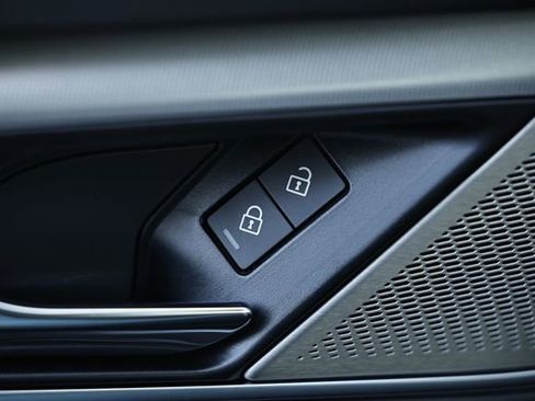 New 2024 Jaguar XF R-Dynamic SE image 22