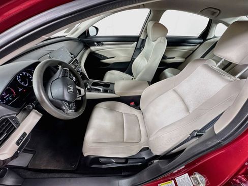 Used 2018 Honda Accord LX image 19