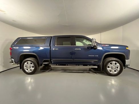 Used 2022 Chevrolet Silverado 2500 LTZ w/ LTZ Premium Package image 8