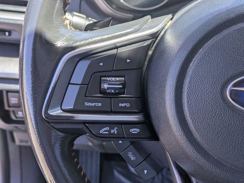 Used 2020 Subaru Crosstrek 2.0i Limited w/ Moonroof Package w/Navigation AWD/4WD image 17