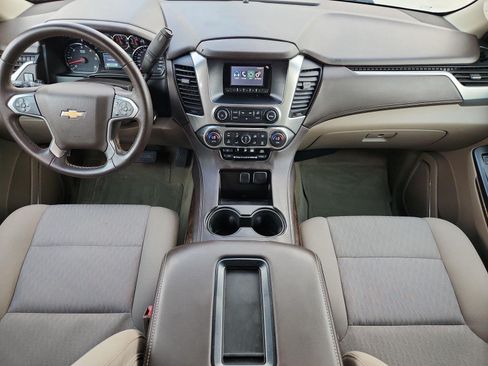 Used 2015 Chevrolet Suburban LS RWD image 15