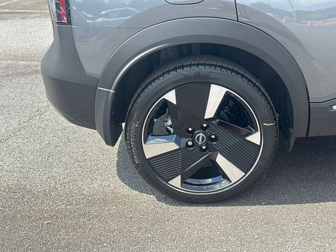 New 2026 Nissan Kicks SR image 17