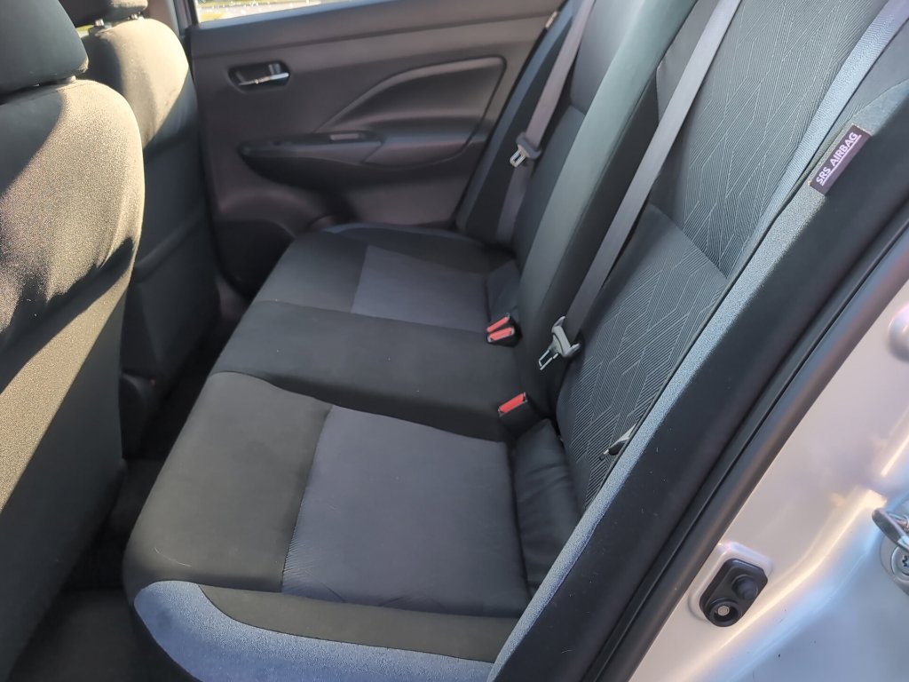 Used 2025 Nissan Versa SV FWD image 10