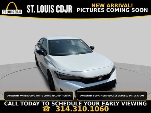 Used 2025 Honda Civic Sport image 1