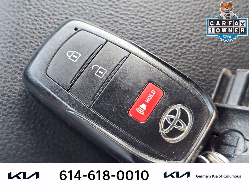 Used 2024 Toyota Tacoma SR RWD image 33