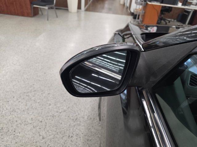 Used 2021 Nissan Sentra SR FWD image 40